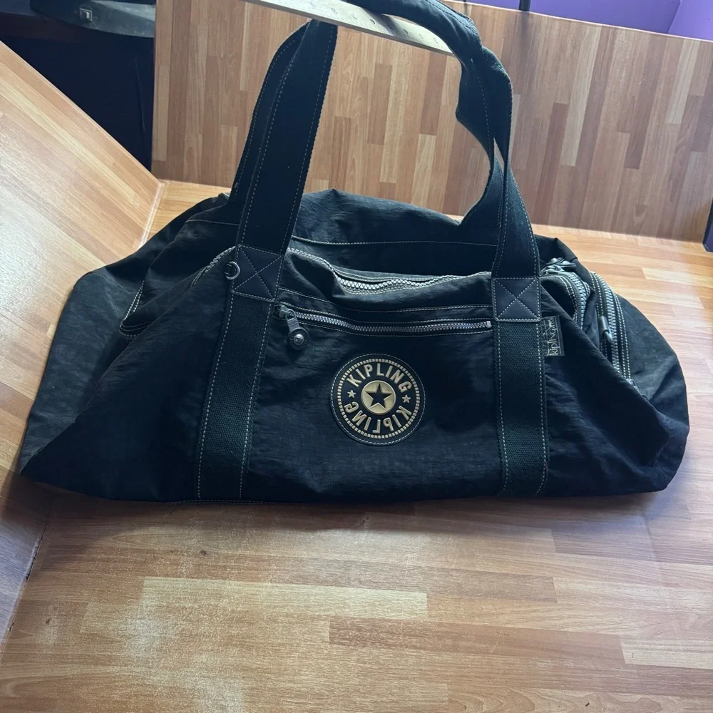Kipling duffel bag. Black, nylon